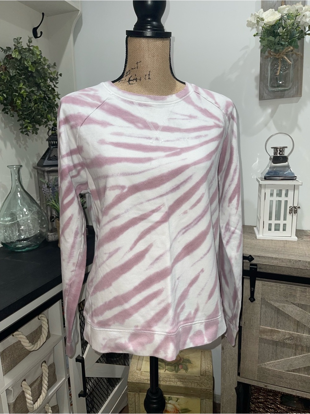 Women's Pink Tie-Dye Long Sleeve Pullover